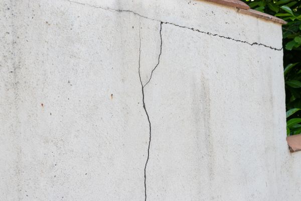 Foundation Crack Patching in Temple